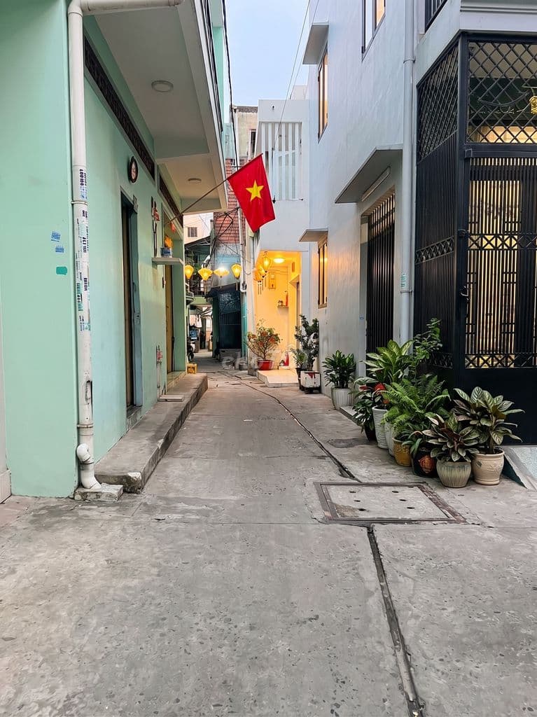 Hẻm 4m Cách 20m Ra MT 3/2 Trung Tâm Q11-4.2x8m, 2 Tầng Nở Hậu Chỉ 4Tỷ4