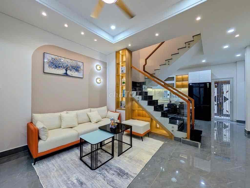 NHÀ ĐẸP SÁT HXH - TT PHÚ NHUẬN - 50M2 - 4PN