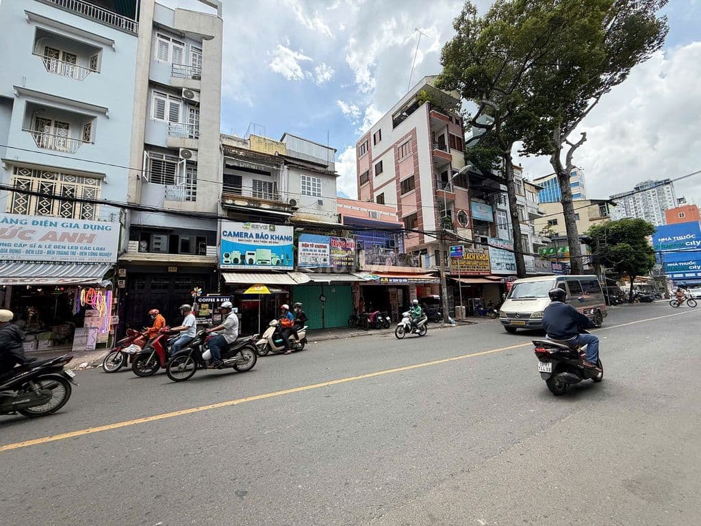 Bán nhà mặt tiền Nguyễn Kim khu kinh doanh điện tử sầm uất - Ảnh 2