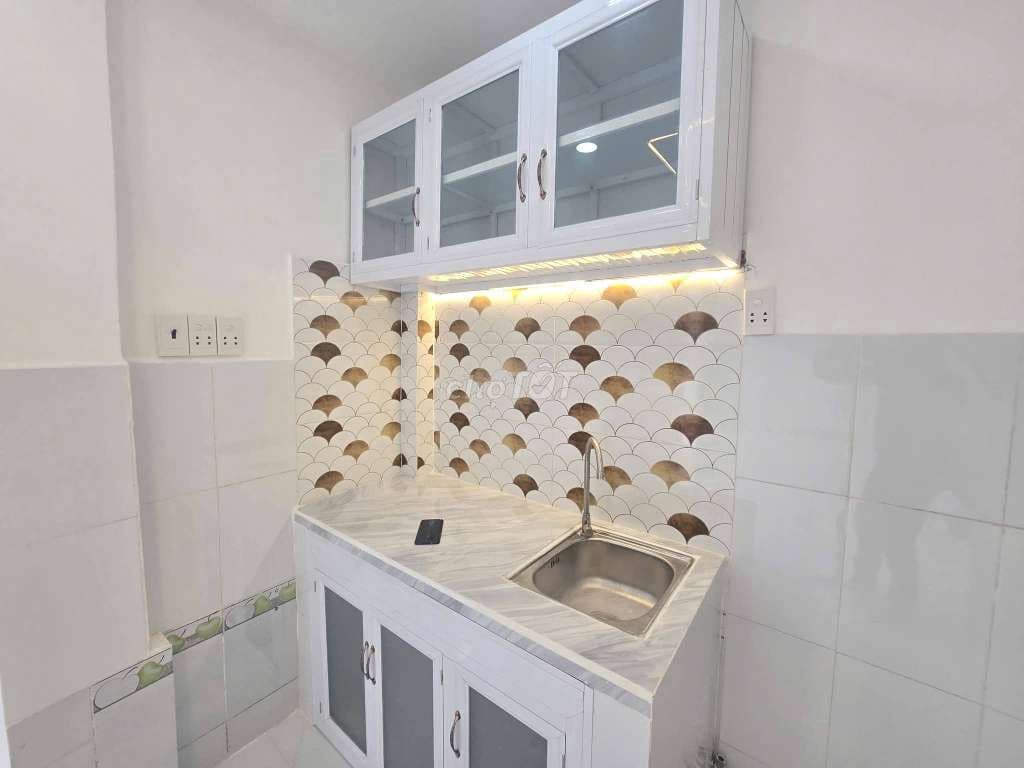 1 tỷ 390 ..BÁN NHÀ ĐẸP MỚI KEN 100% XE TẢI TRƯỚC NHÀ. DT: 4M ×4M5 - Ảnh 3