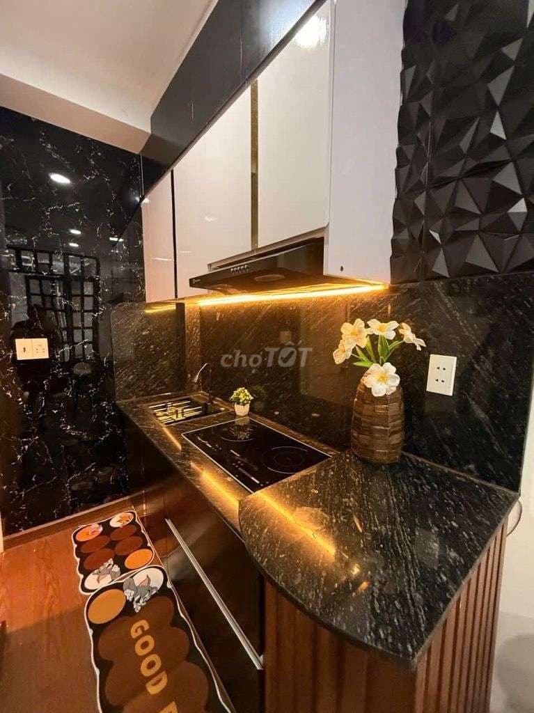 Sát mặt tiền Nơ Trang Long gần rạch xuyên tâm nhà 3T FULL nội thất