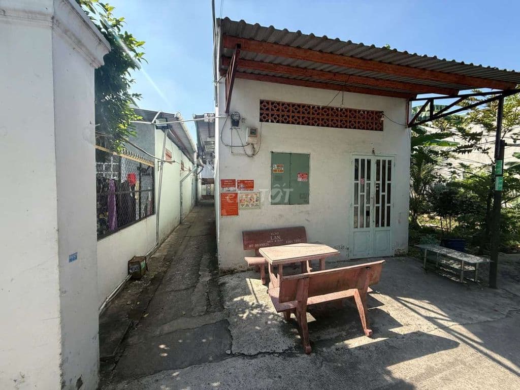 Bán thửa đất tặng 4 phòng trọ, 96m². Giá 3.5 tỷ - Ảnh 2