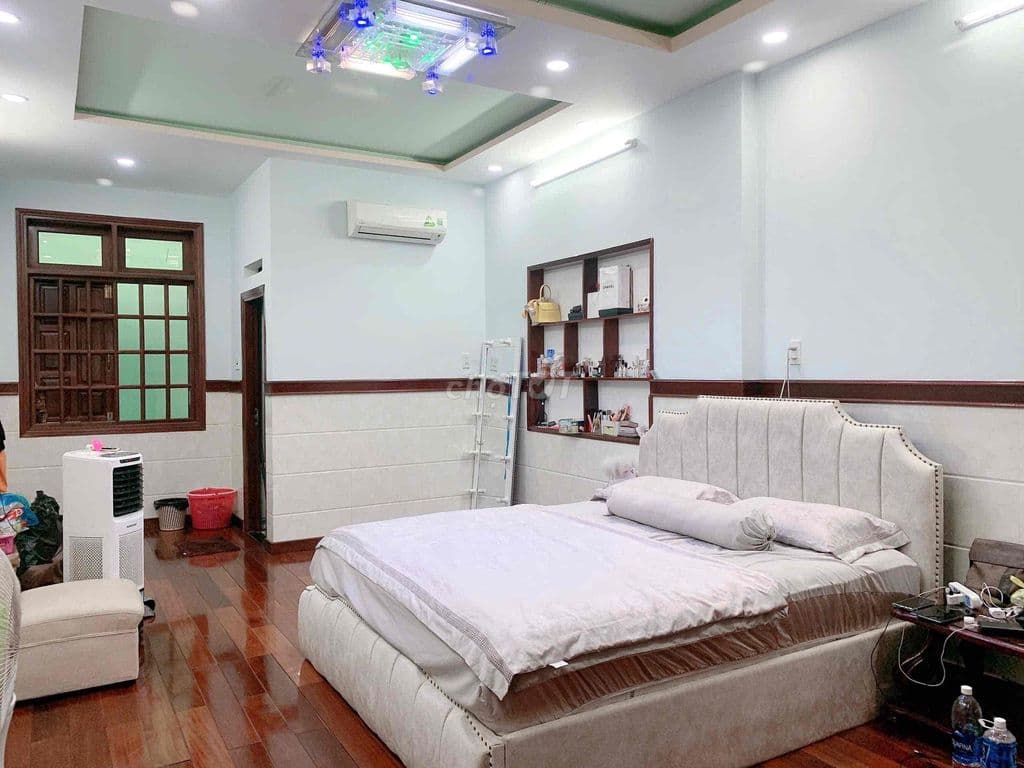 - Chính chủ bán nhà hướng Đông. Hẻm 741 Hương Lộ 2, Bình Tân - Ảnh 2