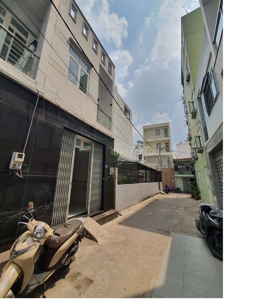 🏡BÁN NHÀ HẺM XE HƠI HÒA BÌNH (4.2 X 8.5M), NHÀ 1 LẦU, 2PN 2TOLET