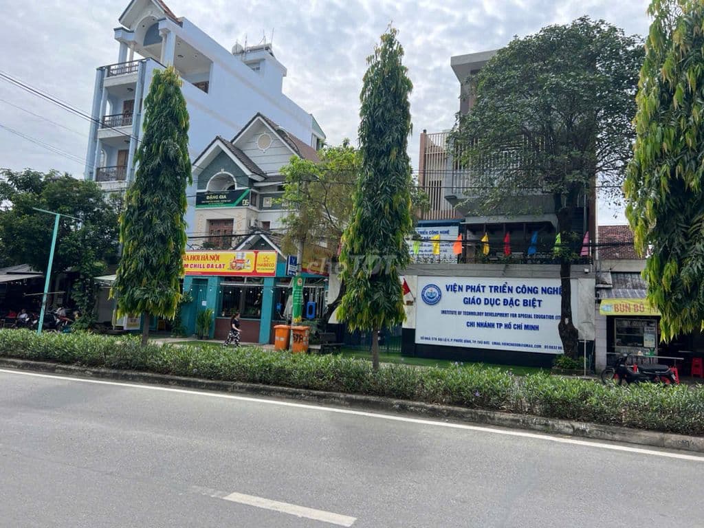 cần bán trường mẫu giáo mặt tiền đường đại lộ 2.sát đường đỗ xuân hợp