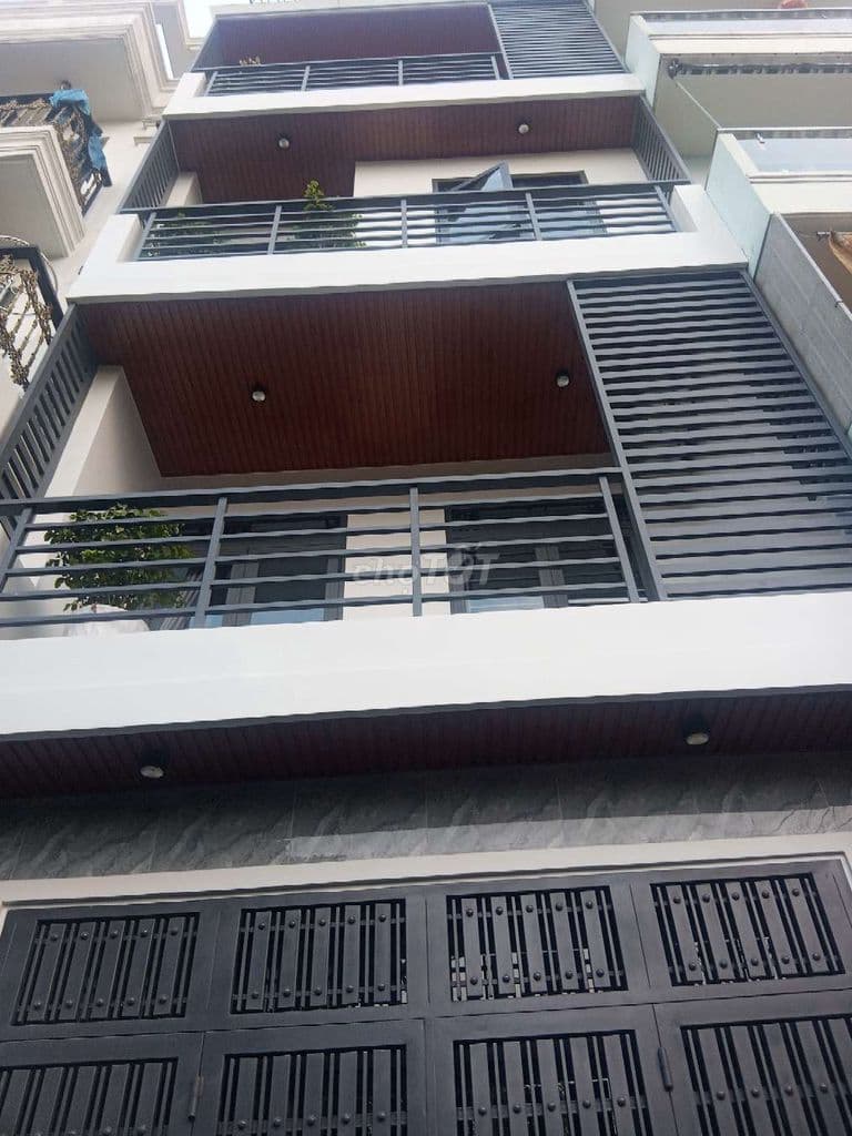 Bán nhà Hẻm xe hơi Dương Quãng Hàm