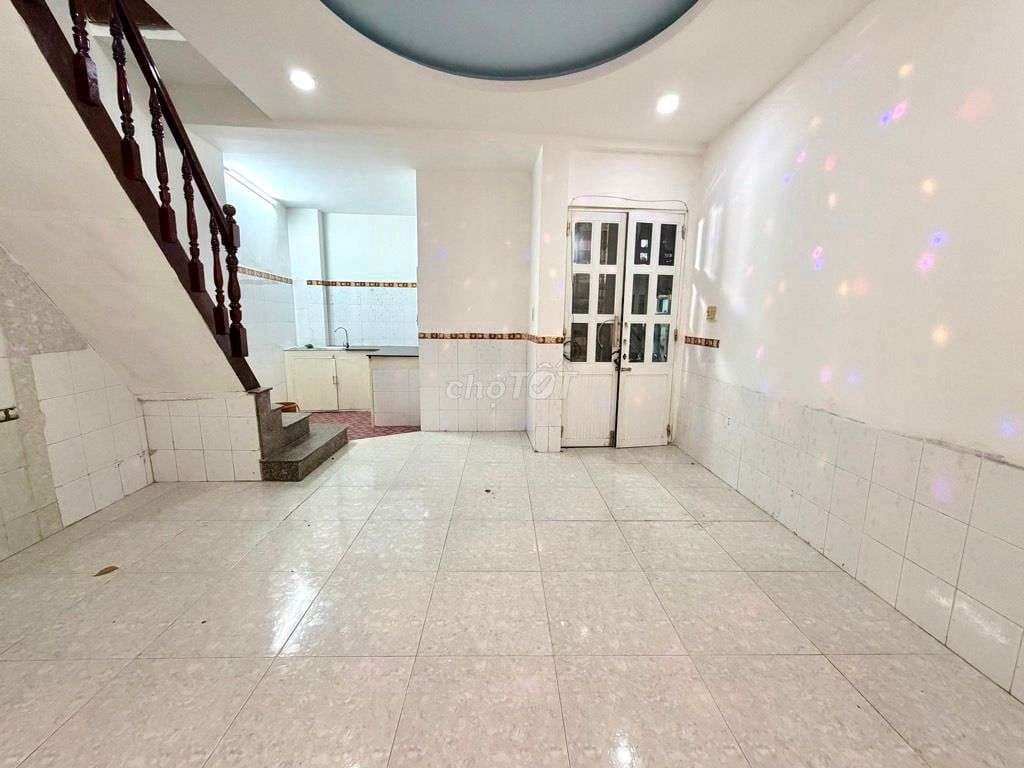 hiếm nhà bán đường Chiến Thắng _p Đức Nhuận 22m2_3 tầng_2,2 tỉ TL