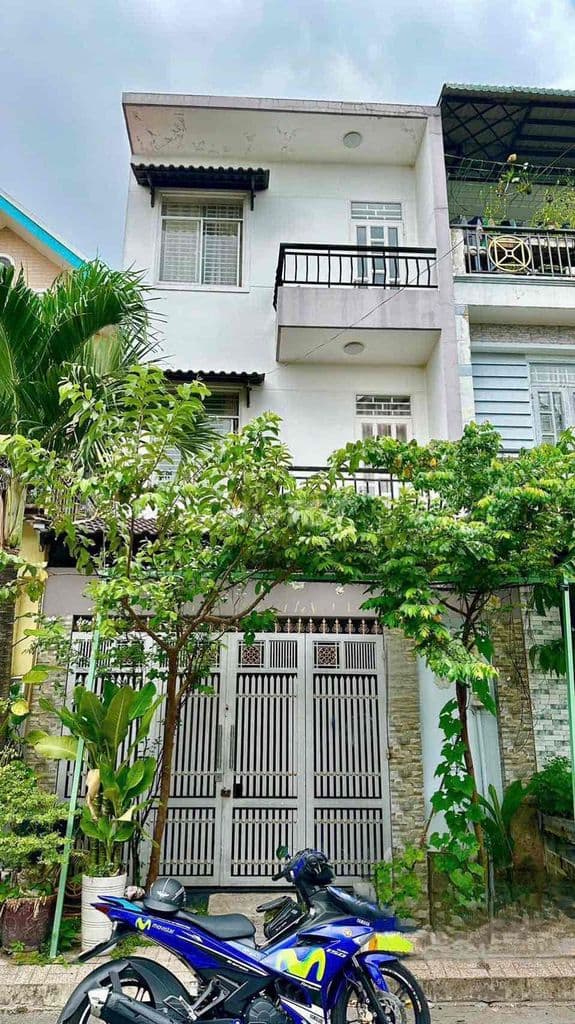 Bán nhà KDC gần chợ Đại Hải đường Phan Văn Hớn