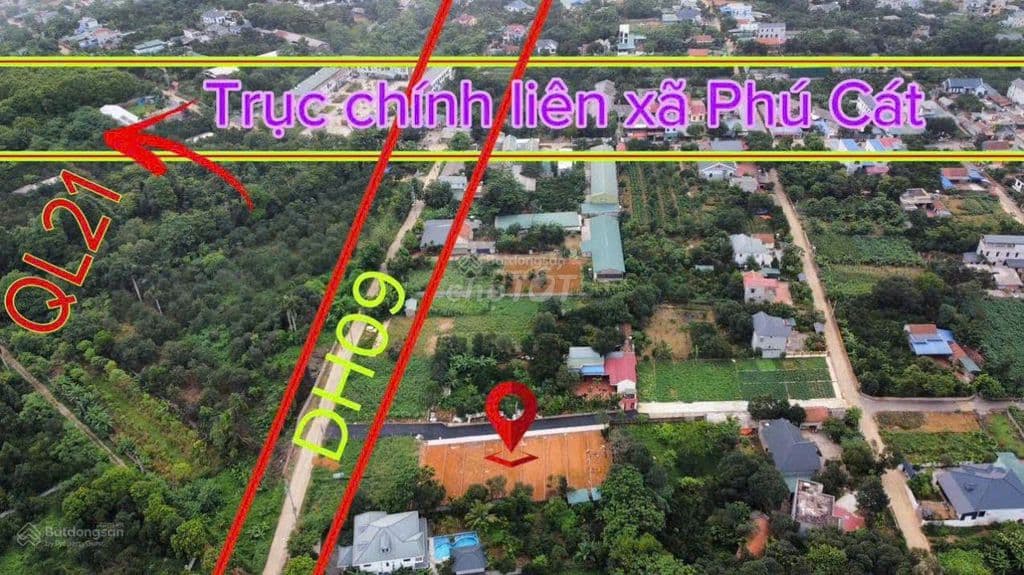 Cần tiền trả nợ, bán nhanh lô đất 100m2 full thổ tại Phú Cát- Hoà Lạc