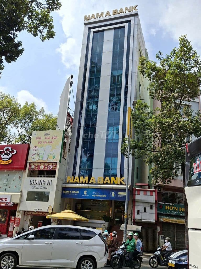 Bán nhà mặt phố 490 Ngô Gia Tự Phường Vườn Lài TP HCM