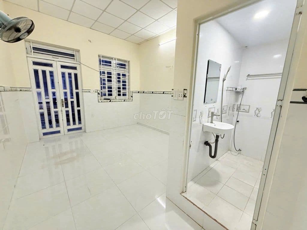 HXH THÔNG BÙI MINH TRỰC P5 QUẬN 8 - NHÀ 4 TẦNG KIÊN CỐ - Ảnh 3