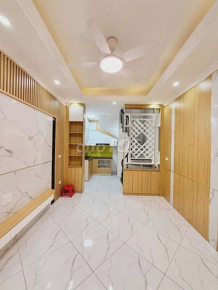bán nhà 5 tầng Kim Ngưu gần Lạc Trung