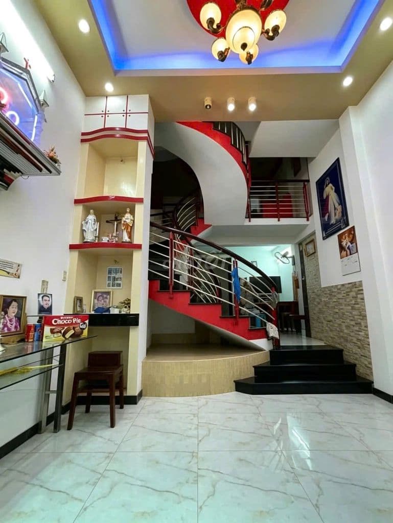 NHÀ ÂU CƠ P9 TÂN BÌNH NGAY CHỢ