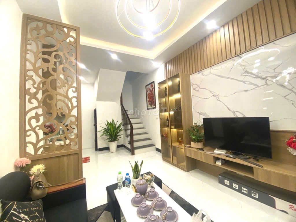 Bán nhà đường Trần Phú, Mỗ Lao. Diện tích 30m. Ô tô đỗ cửa. - Ảnh 2