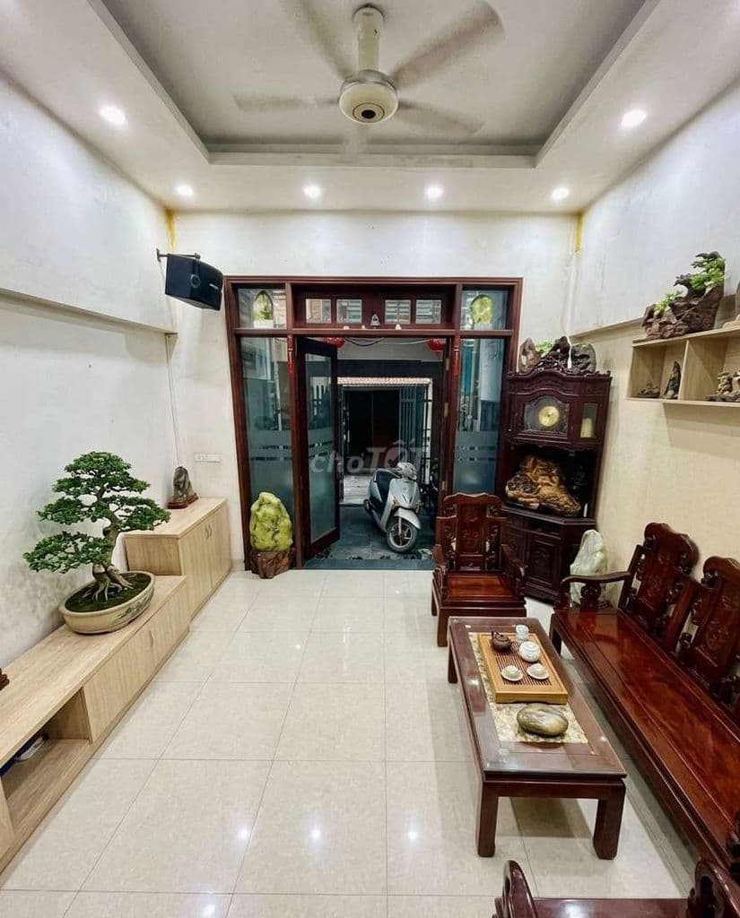 Sài Đồng chỉ hơn 7 tỷ chút xíu - nhà dân xây 3 tầng 75m2 MT 6m