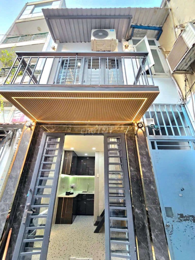 Sát hẻm xe tải Lê Tự Tài P4 Phú Nhuận, sổ hồng riêng, chính chủ