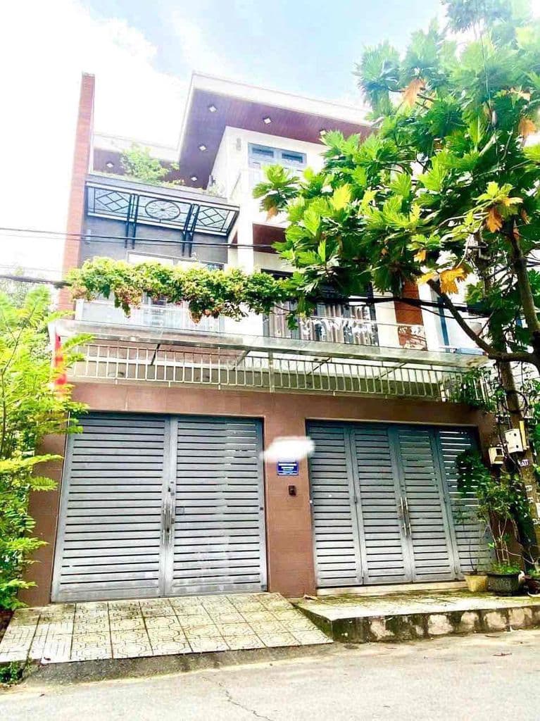 BIỆT THỰ MINI - NGAY SÔNG SÀI GÒN - GIGAMALL - NHÀ ĐẸP Ở NGAY.