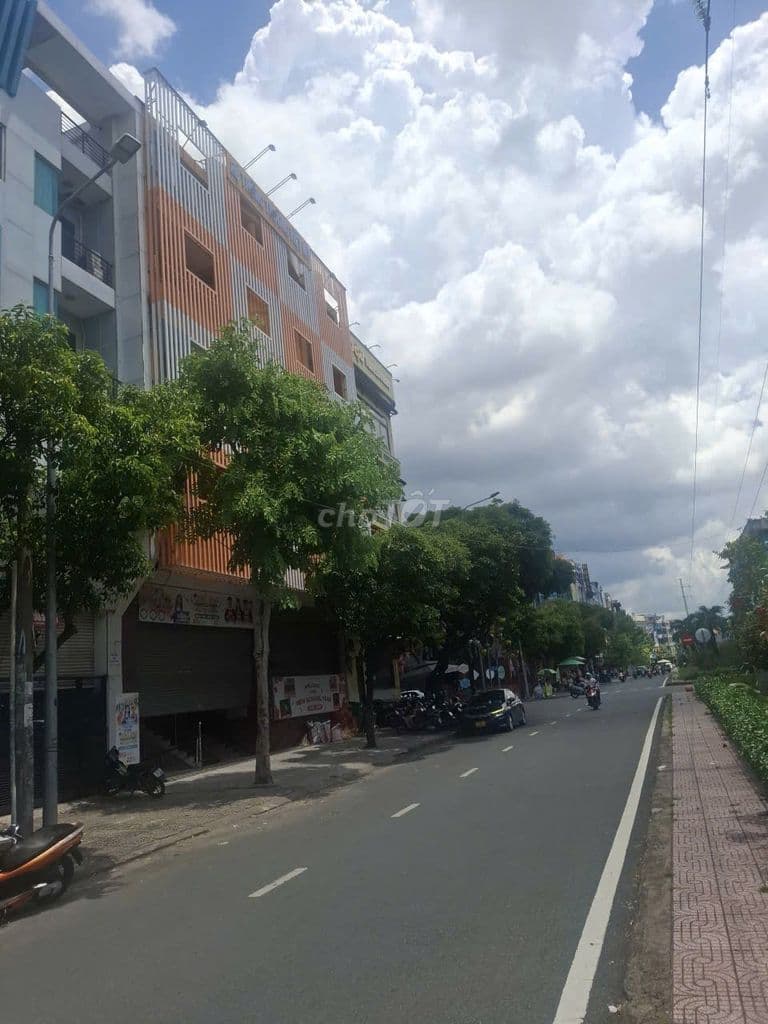 Bán siêu phẩm mặt tiền Phan Xích Long – hầm 5 tầng thang máy - Ảnh 3