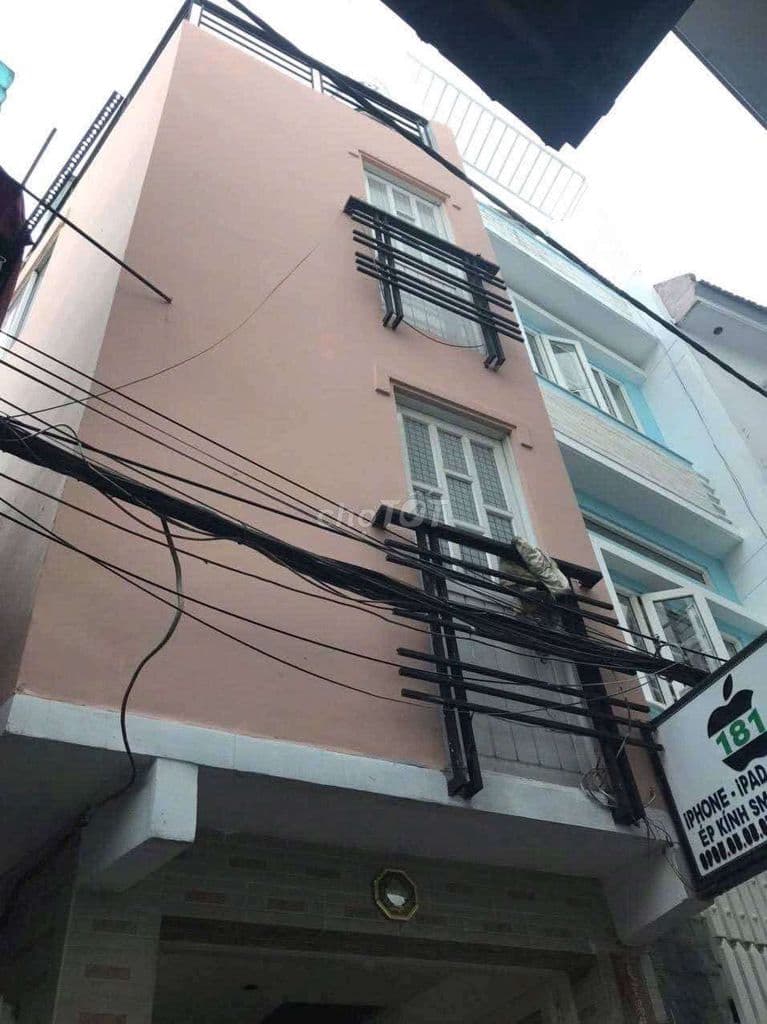 HẺM 3 THÁNG 2, SAU LƯNG MẶT TIỀN, GIÁ 2,45 TỶ