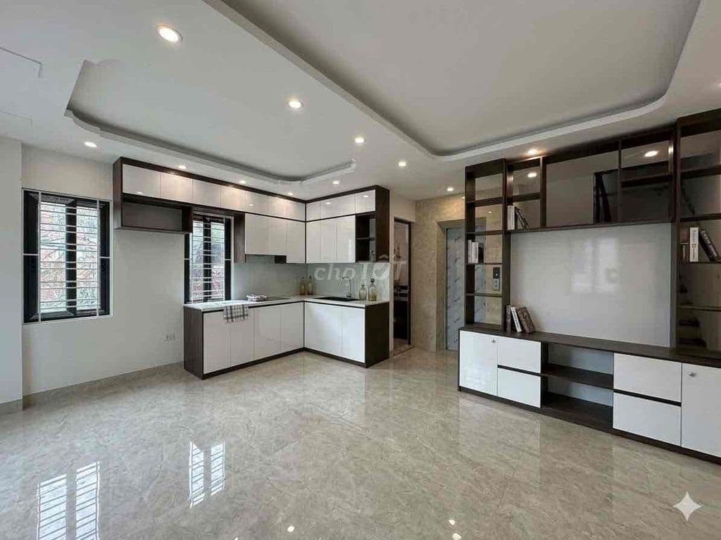 Bán nhà đẹp Tả Thanh Oai, dt 42m, hơn 7 tỷ sẵn nhà về ở luôn