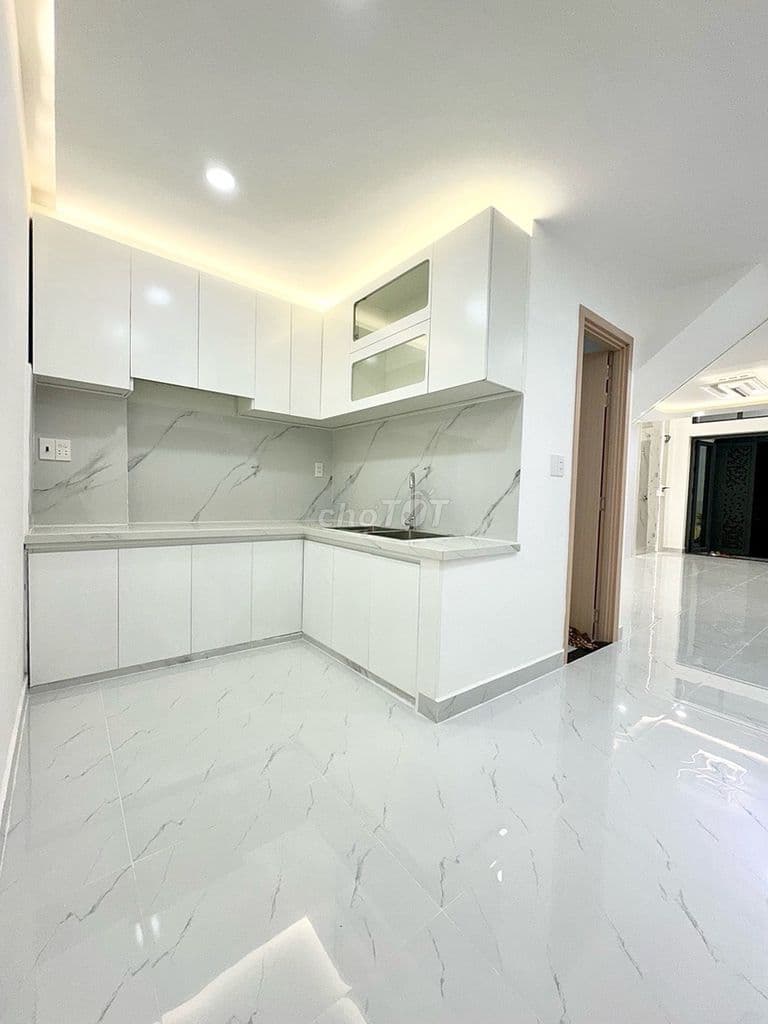 Siêu phẩm 62m2, 2 tầng đường huỳnh thiên lộc chỉ 6 đồng hơn . - Ảnh 2