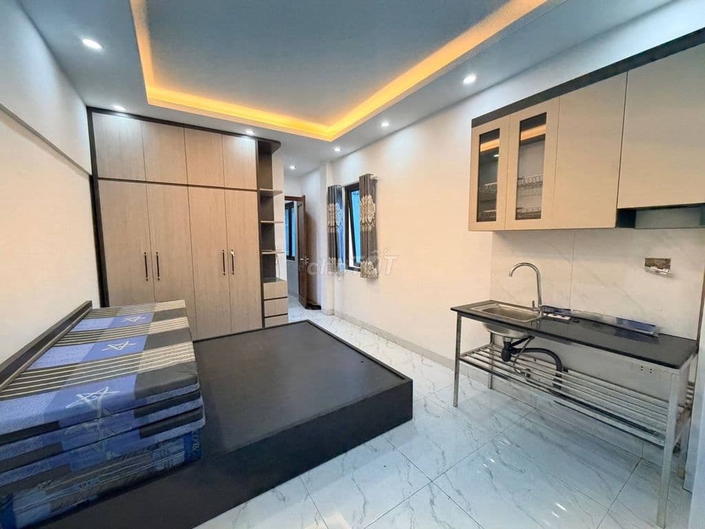 bán nhà 6 tầng Lĩnh Nam lô góc nội thất đầy đủ - Ảnh 2