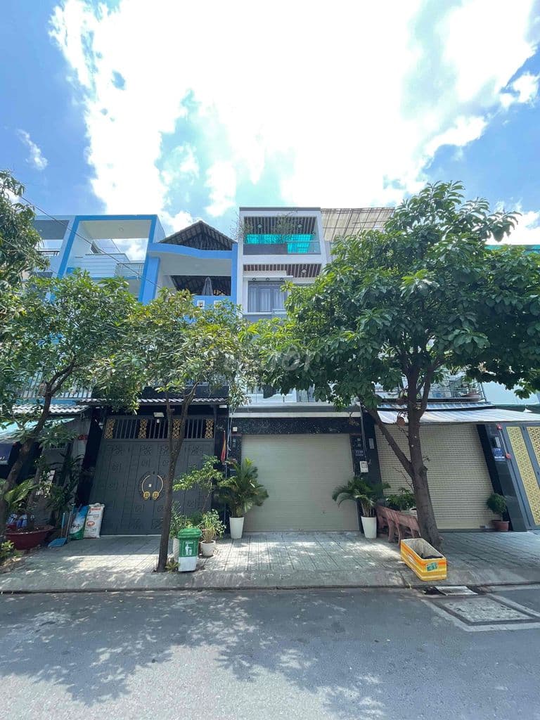 NHÀ PHỐ KDC DÂN TRÍ CAO, AN NINH - ĐƯỜNG RỘNG 12M 1979 HUỲNH TẤN PHÁT