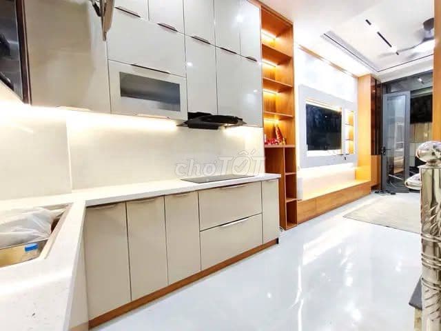bán nhà 30m2 Quận Hai Bà Trưng - hơn 9 tỷ - Ảnh 2