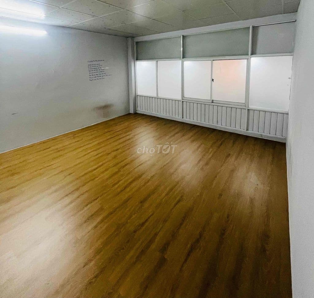 Bán nhà Phan Huy Ích , 5x15m , ngay Emart , chỉ hơn 5 tỷ - Ảnh 2