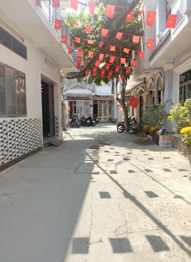 67M2 OTO NGỦ NHÀ NGANG 4.8x14 - 4 TẦNG BTCT PHÚ NHUẬN P.5 CHỈ 9.5T TL