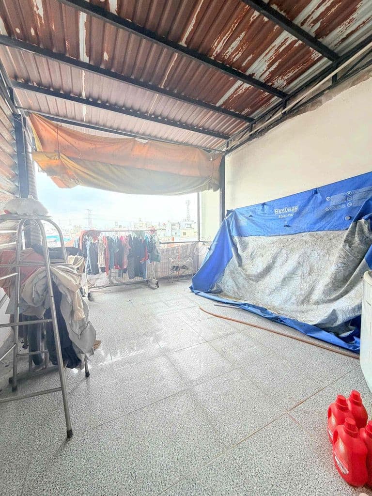 Bán nhà 4x11m, 2 lầu, 3pn, hẻm xe hơi thông, 1/ NVQ, ĐHT, Q12 - Ảnh 2