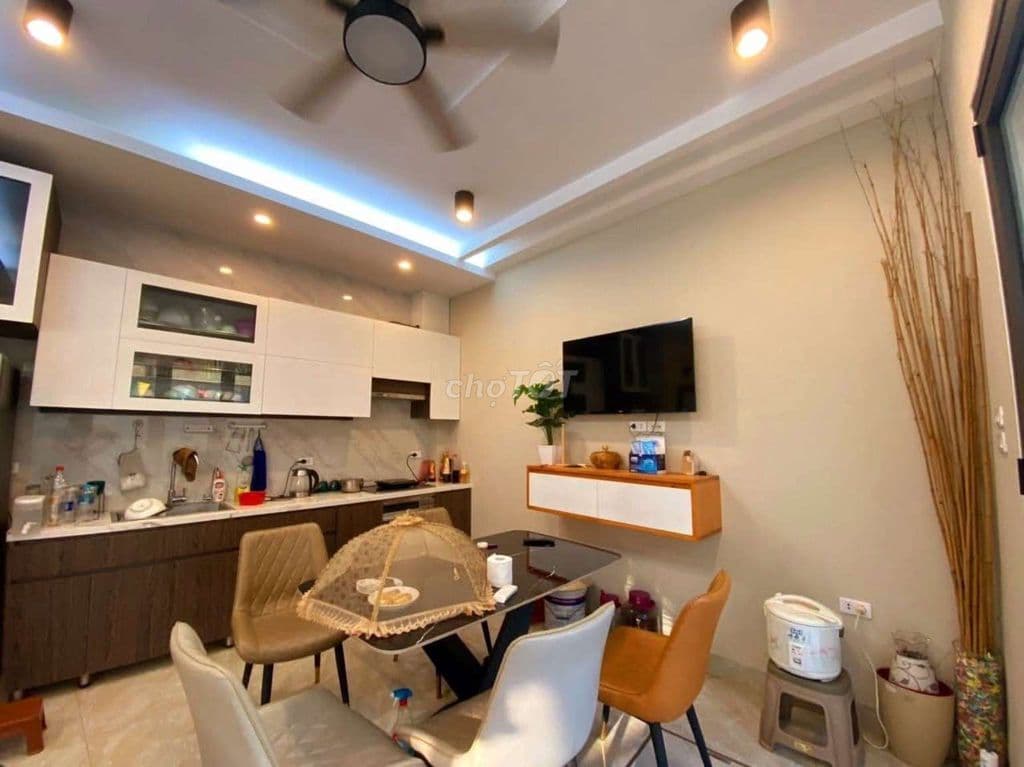 bán căn nhà ngọc thụy long biên 40m 5 tầng giá 8,6 tỷ nhà triong đê - Ảnh 2