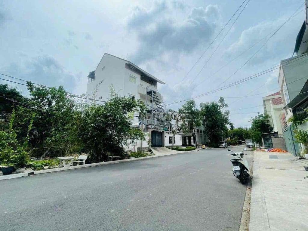 Bán Lô Đất Đẹp Khu Bên Sông Phường Hiệp Bình Chánh Tp Thủ Đức