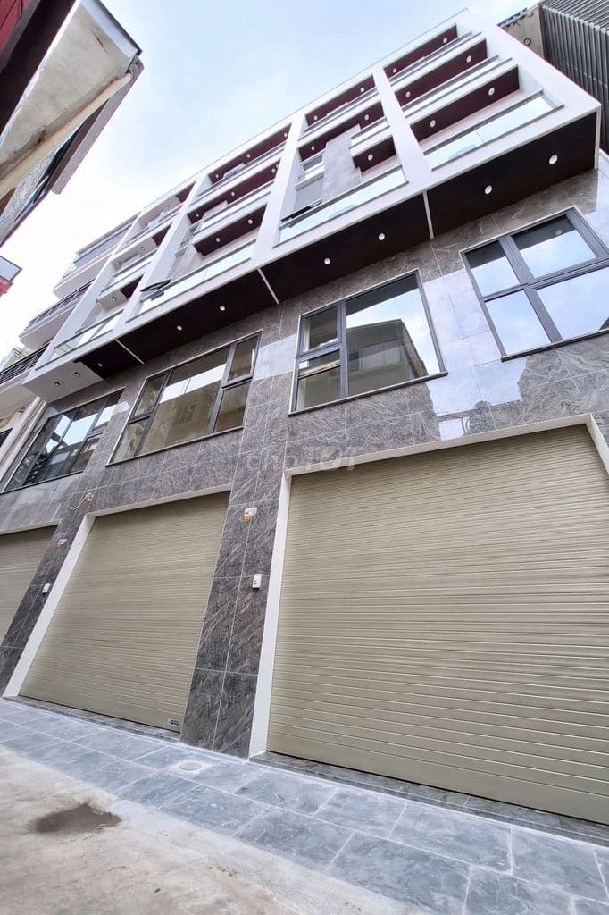 BÁN NHÀ 6 TẦNG THẠCH BÀN 50M² THANG MÁY 4PN ÔTÔ ĐỖ CỬA FULL NỘI THẤT - Ảnh 2