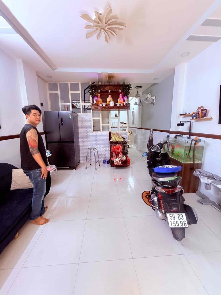 HxH Trần Quang Cơ 43m2 3 Tầng 5.7 tỷ TL