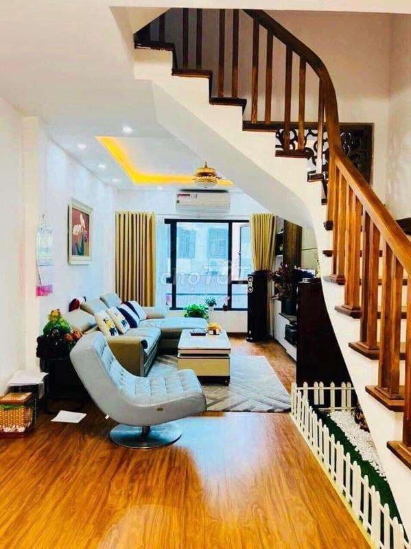 TT Cầu Giấy, gần phố, gần oto, 3 gác tránh nhau, thoáng sáng, 36m*5T - Ảnh 3