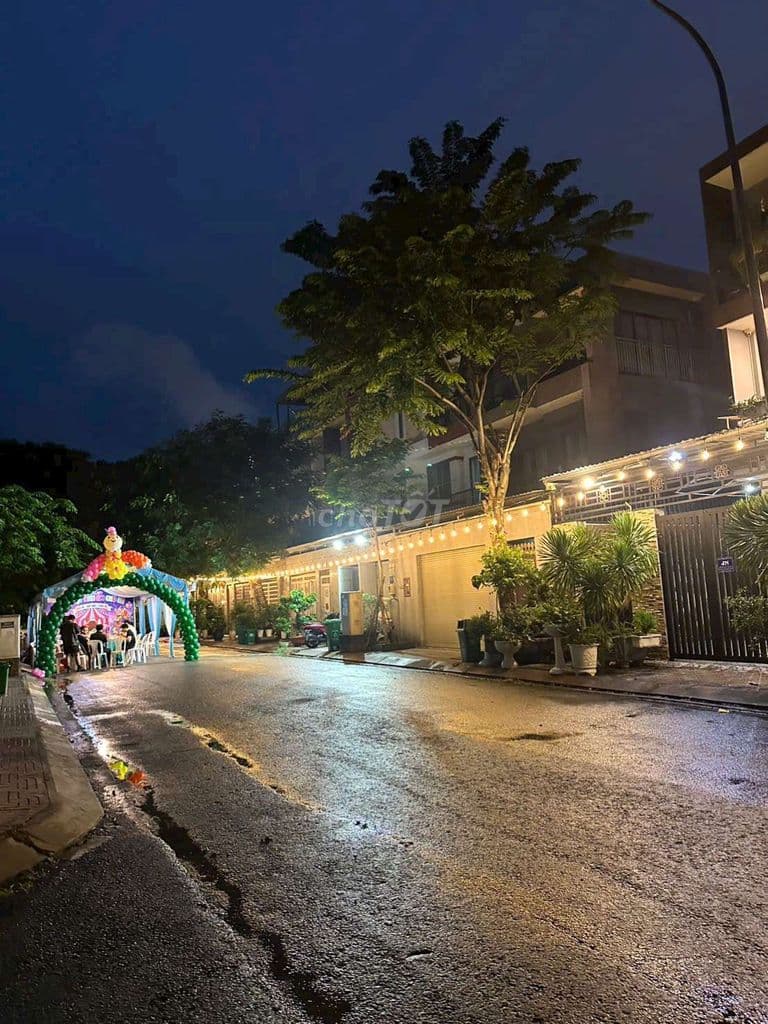 Quá Đẹp Lô Đất Đường 12m Lê Thị Riêng Kế Bên KDC Hà Đô 5mx 20m 5.3 Tỷ