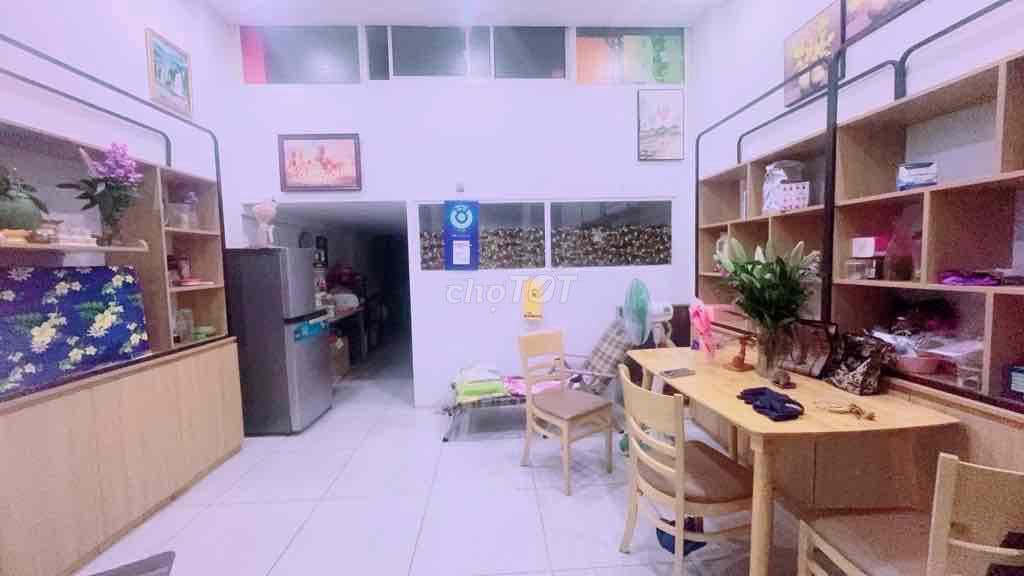 CH tầng trệt 55m2 trung tâm Q3-khu chợ Bàn Cờ - 1 trệt 1 lửng 2PN chỉ