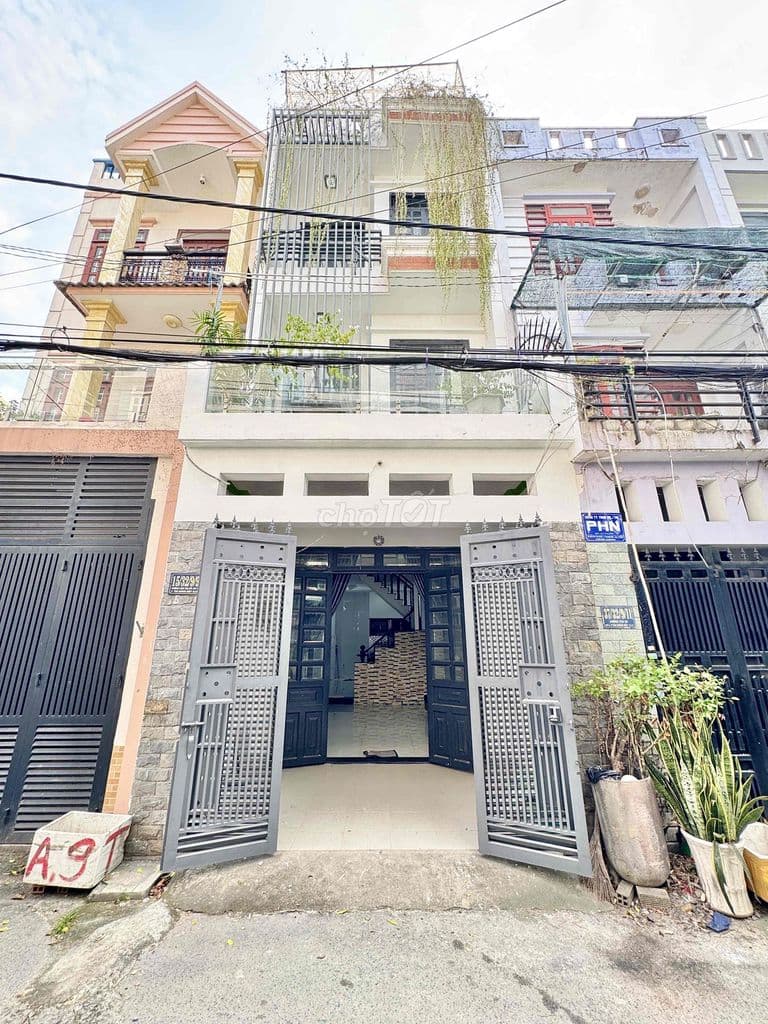 Nhà Phố 3Tầng, Hẻm 6M Thông, Kế bên HTCity, Chợ Hạt Điều, UBND TCH