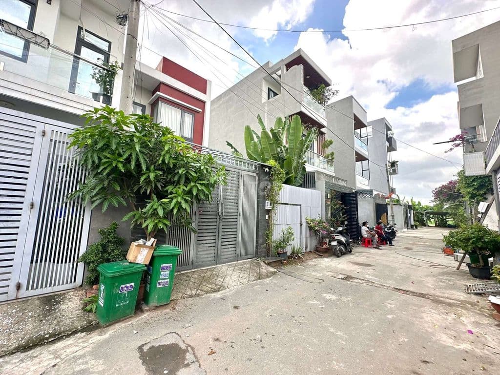 cần bán lô đất 90m2 hẻm xe hơi Phường Linh Tây Thủ Đức - Ảnh 2