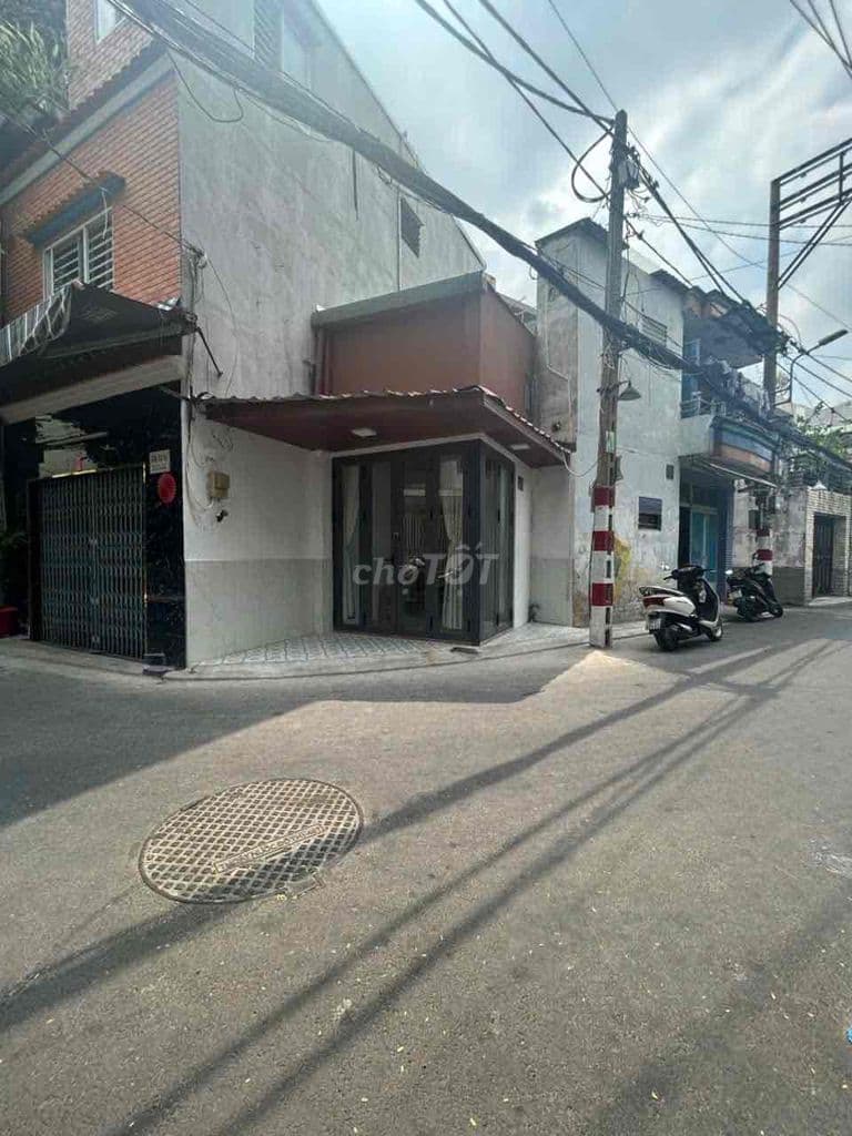 Nhà hẻm xe hơi Âu Cơ - Giá 2.68 tỷ TL