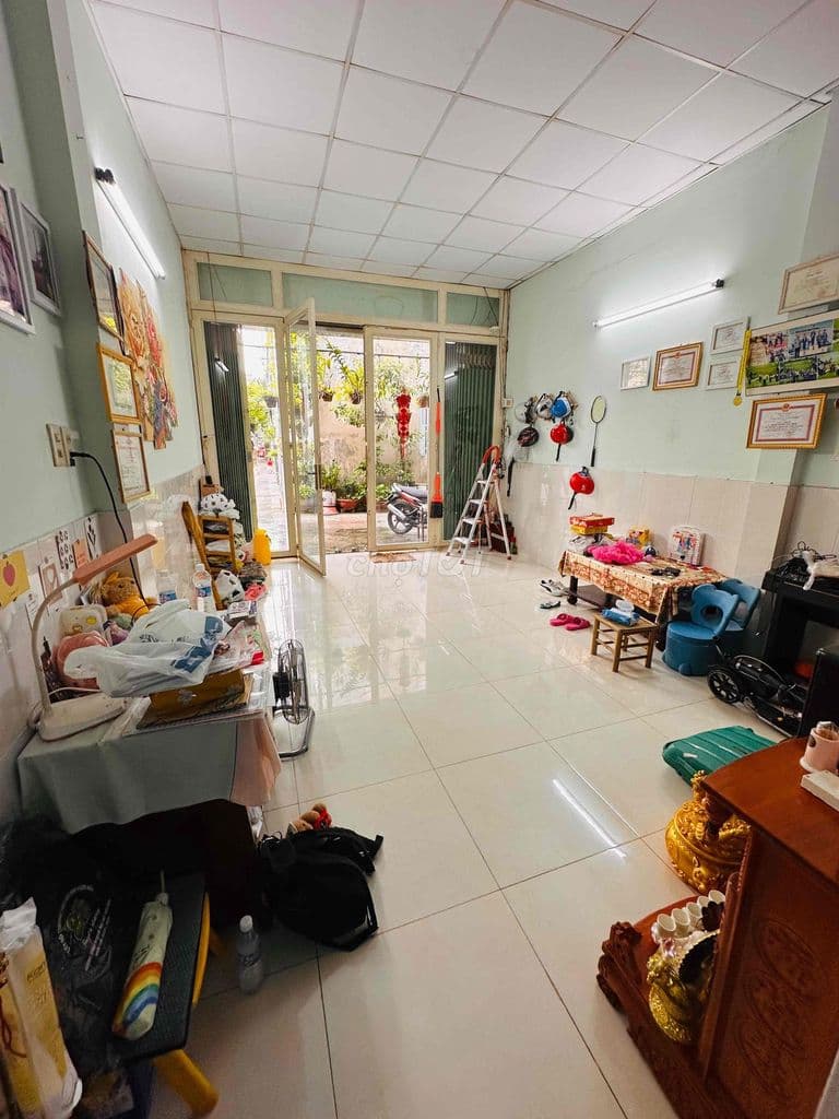 bán nhà gác lững hẻm xe hơi , có sân thượng . - Ảnh 2