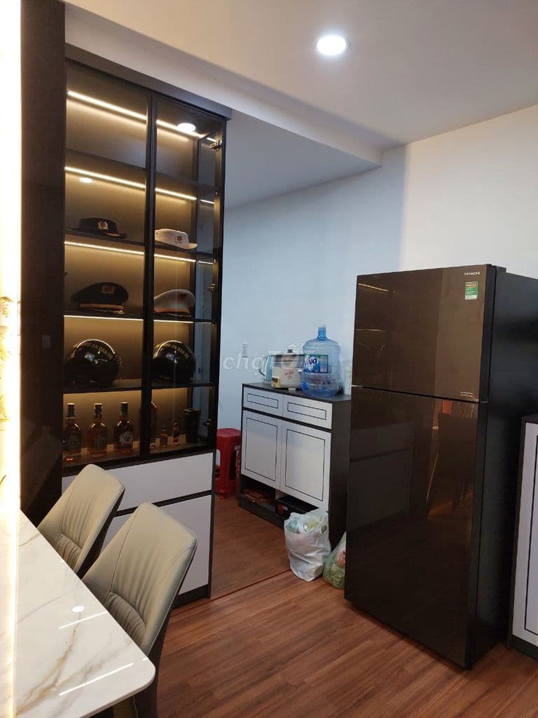 Bán căn hộ Diamond Riverside 2PN, 2WC full nội thất giá bán 2,950 tỷ