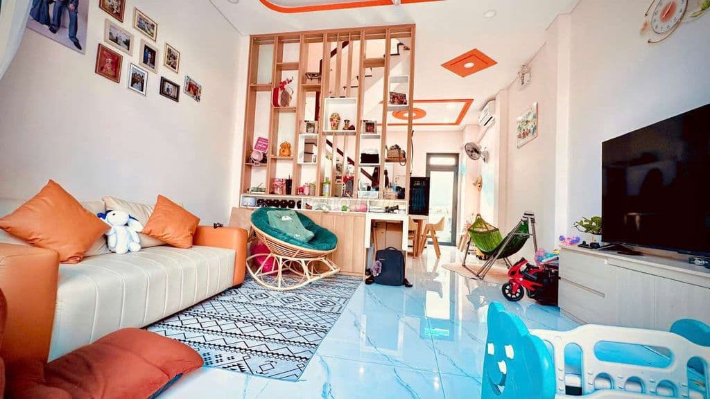 Bán nhà Nguyễn Duy Trinh, P. Trường Thạnh, Quận 9 Dt:4,5x11m,giá:5,2ty