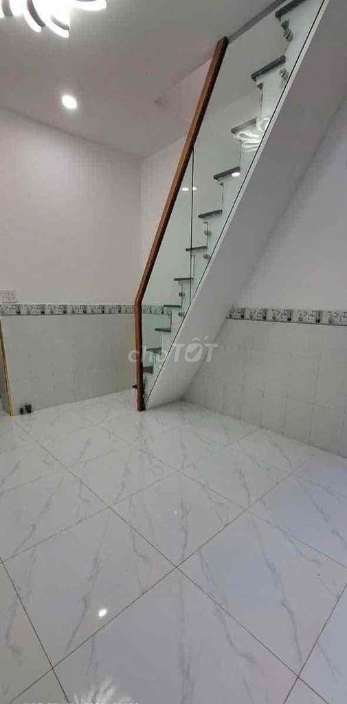 Chính chủ e cần bán nhà lô nhì mặt tiền đường số cách xe hơi 5 bước - Ảnh 3