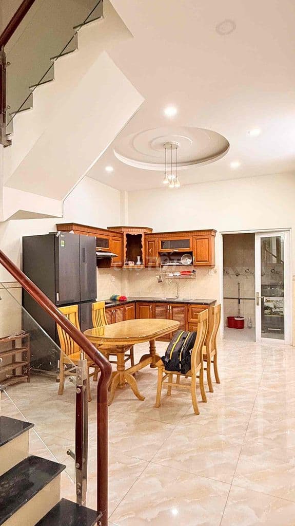 HÀNG THƠM- 4 X13M-4 TẦNG/4PN HẺM 4 M Vài BƯỚC RA MT NGUYỄN VĂN QUÁ - Q