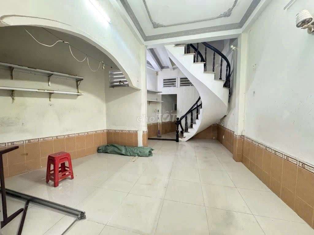 Chính chủ, hẻm ôtô