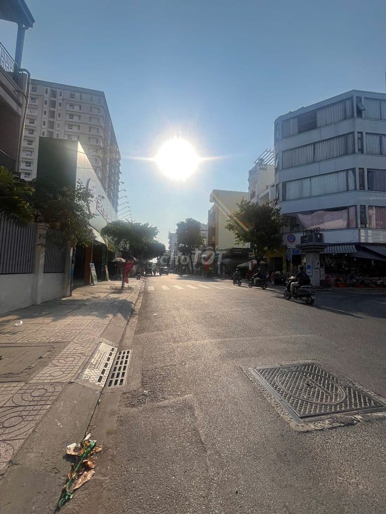 CHO THUÊ NHÀ MẶT TIỀN ĐƯỜNG TÂN HƯƠNG 4X27M CẤP 4 CÓ 1 GÁC LỬNG - Ảnh 3