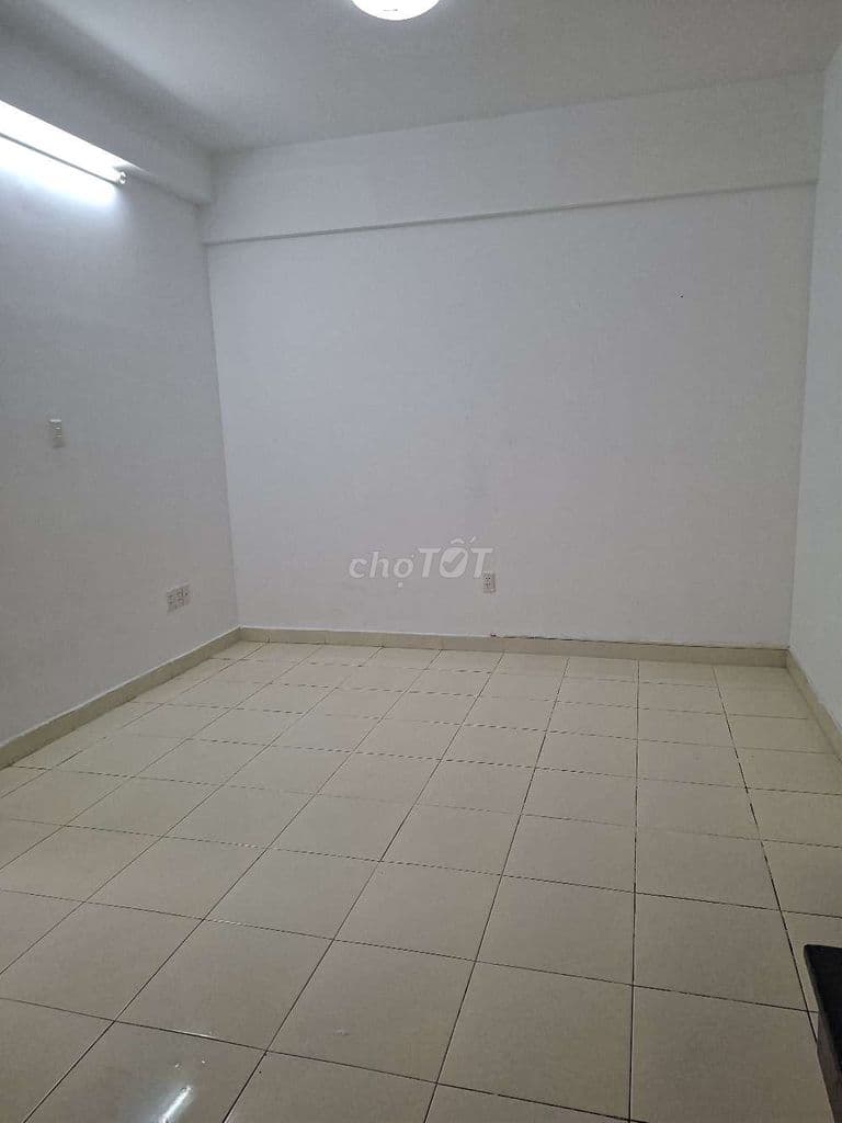 bán căn hộ chung cư Đông Hải 2pn 2w shr 2ty