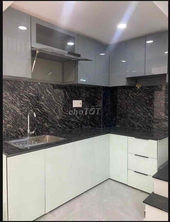 Bán nhà 4 tầng. hẻm thông 4m. sổ hoàng công - Ảnh 3